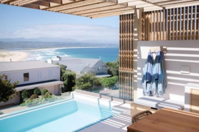 Lookout View - Luxury Villa Steps to Beach